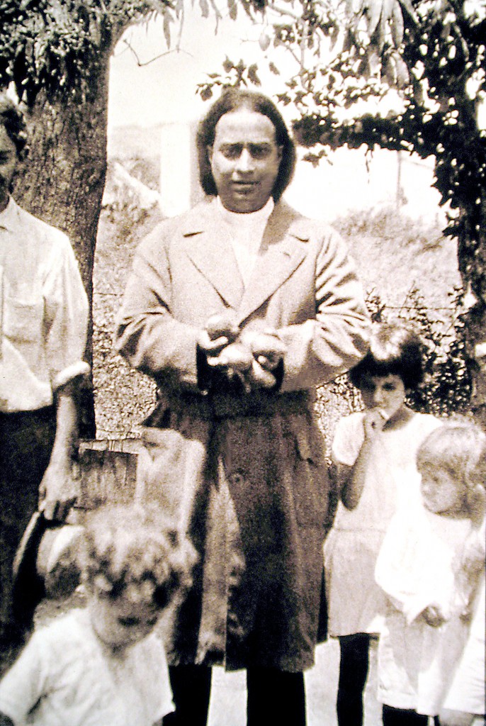 The Master was God in a humble human form. Click to enlarge.